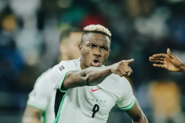 Victor Oshimen Celebrating his a goal for Nigeria